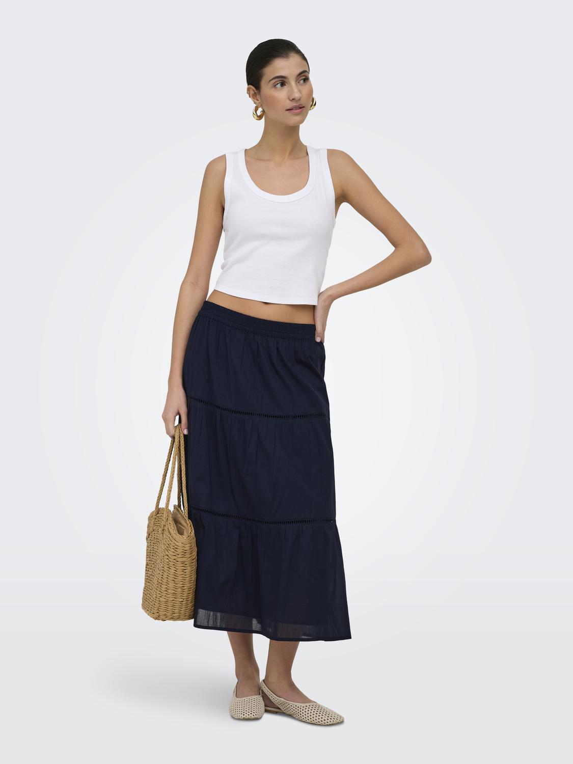 model_shot-front_full